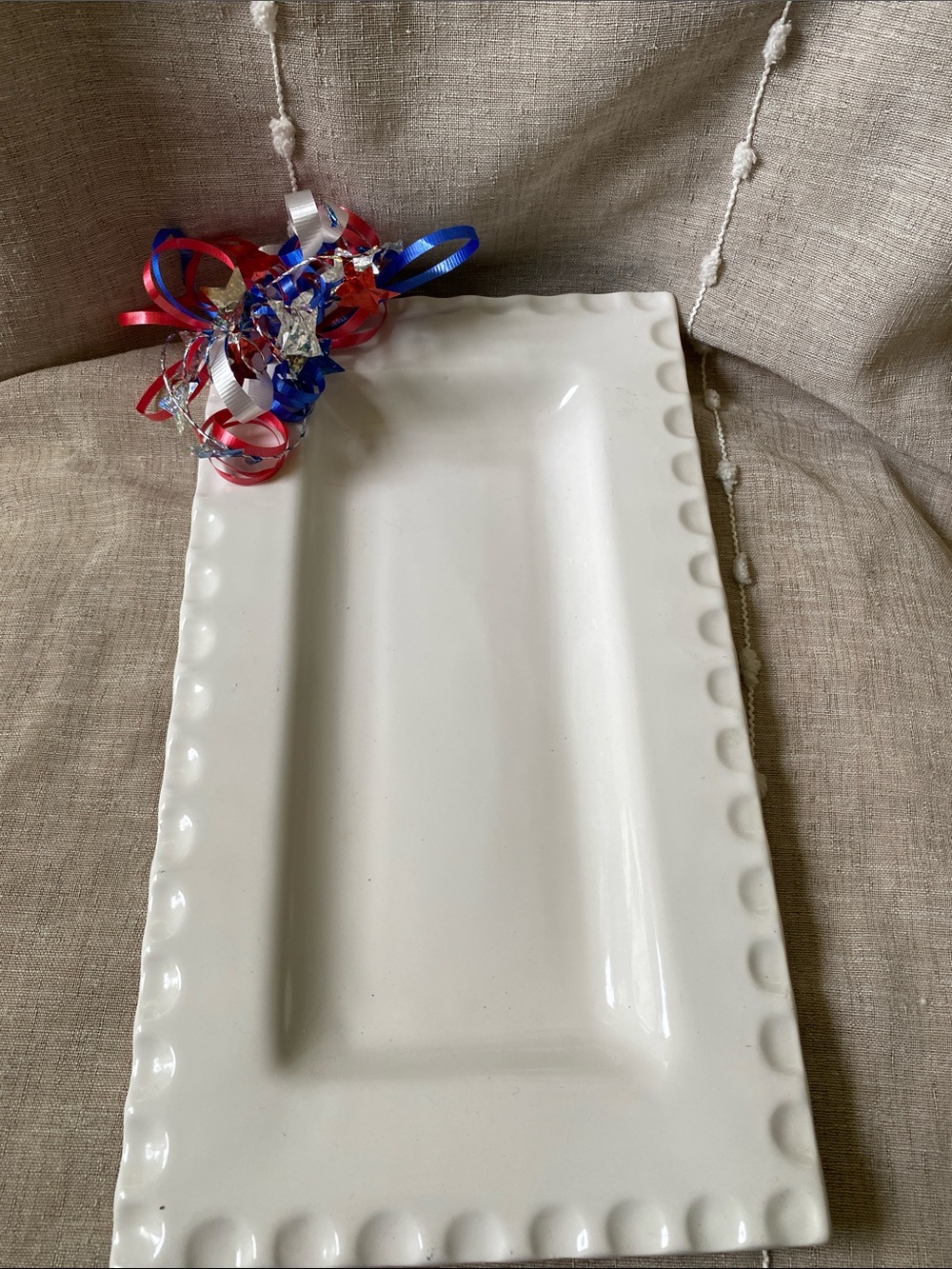 Southern Living Dress Me Up Rectangular Serving Patter 14”x 8” including rim